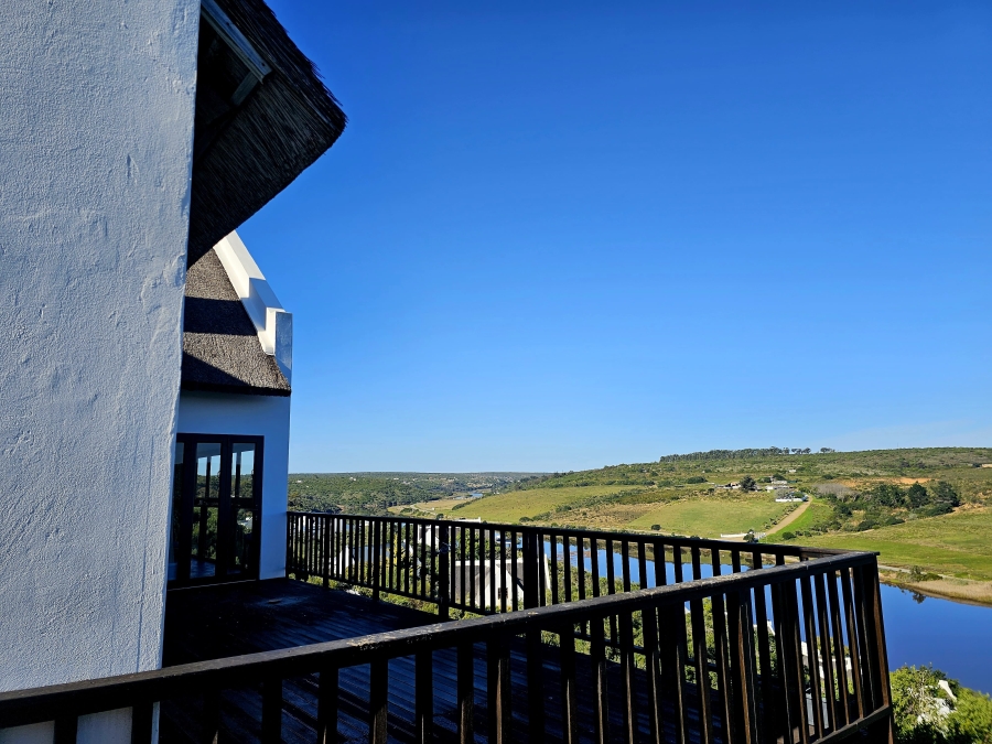 5 Bedroom Property for Sale in Stilbaai Oos Western Cape